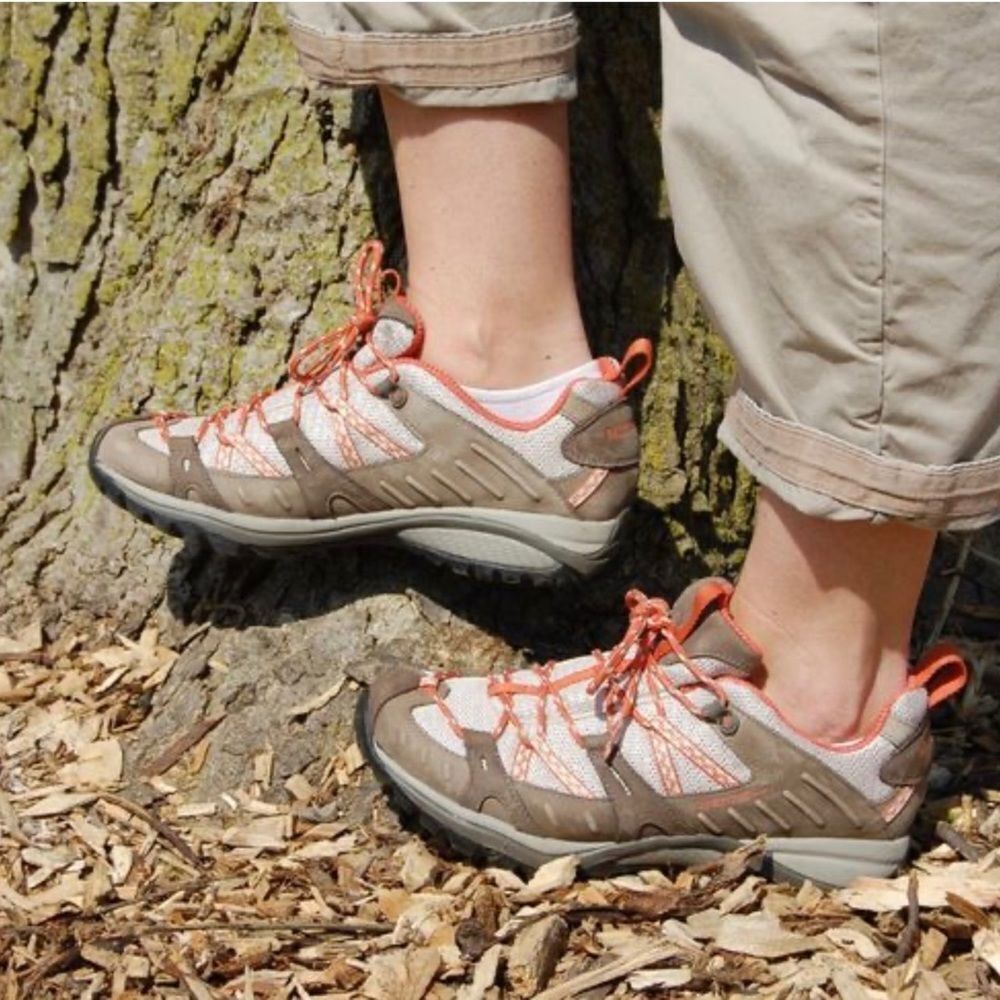 Women's Trail Sneakers - Coral and Taupe